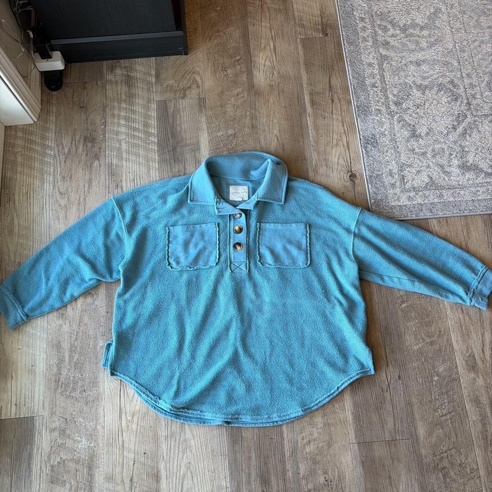 American Eagle Outfitters Light Blue Oversized Sweater